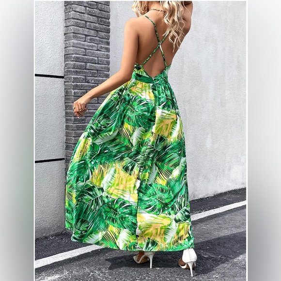 Boho Tropical Print Backless Cami Dress - Picture 3 of 8